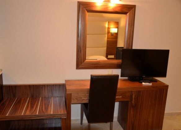 4-You Residence - Photo5