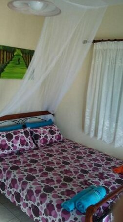 Lia's Beach House - Photo5