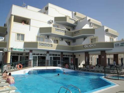 Agrellis Apartments - Photo2