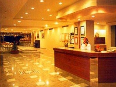 Artemis Hotel Apartments - Photo2