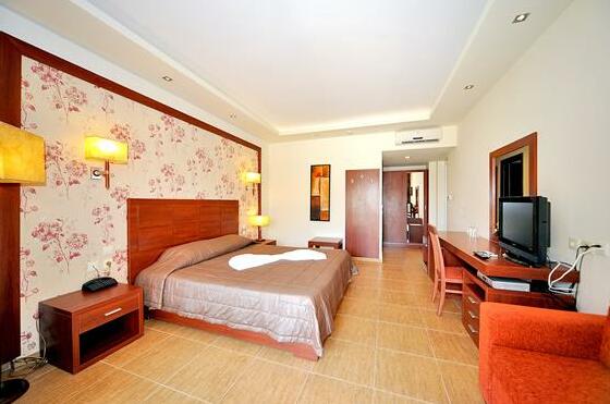 Gaia Palace - Photo4