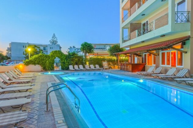 Pavlos Hotel - Photo2