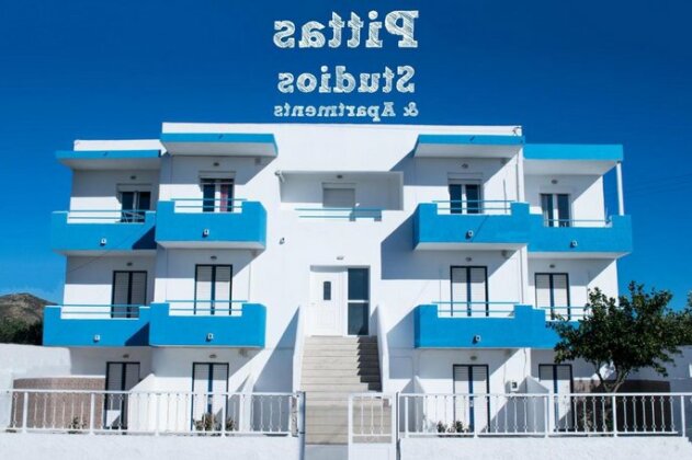 Pittas Studios & Apartments - Photo3