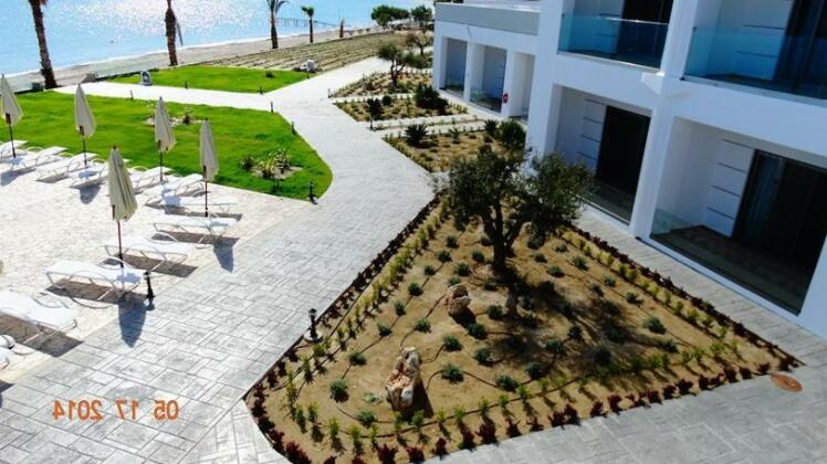 Royal Bay - Photo2
