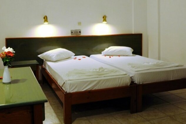 Summer Village Hotel - Photo3
