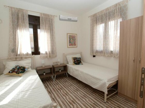 Casa Melia Kournas - Photo2