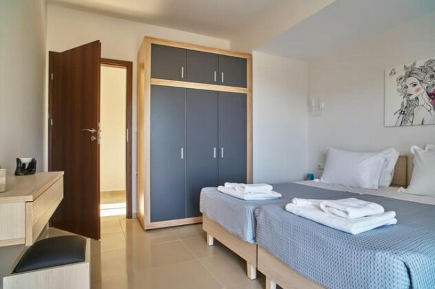 Lake View Suites Kournas - Photo2