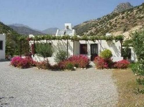 Tania Apartments - Photo2