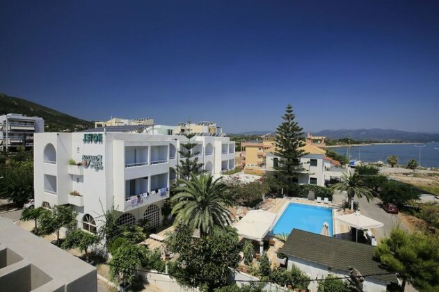 Kyparissia Beach Hotel - Photo2