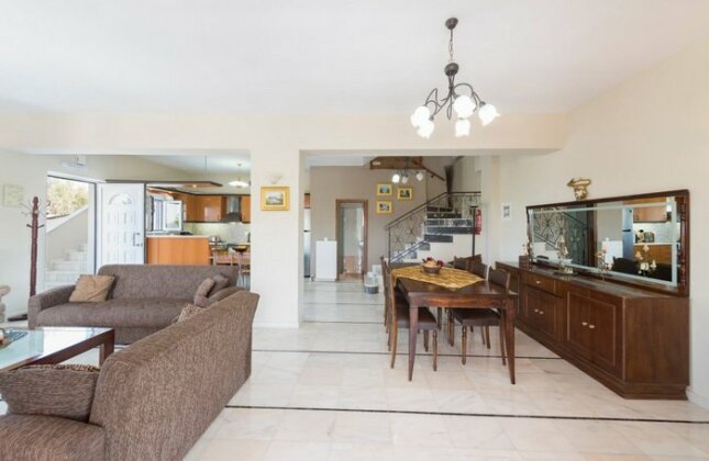 Kirianna Villa - Photo2