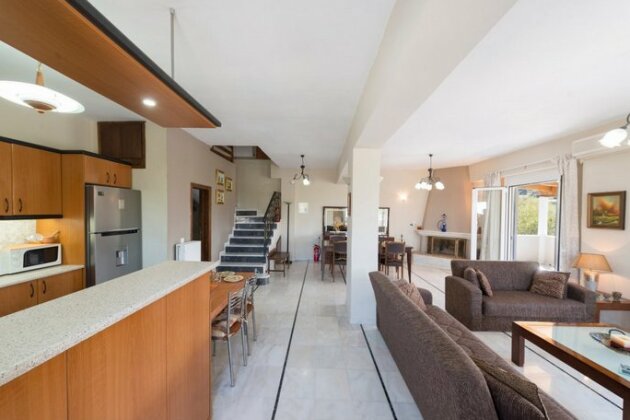 Kirianna Villa - Photo5