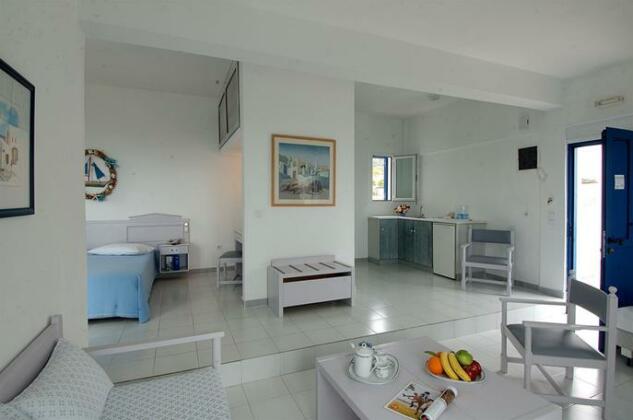 El Sol Hotel - Photo4