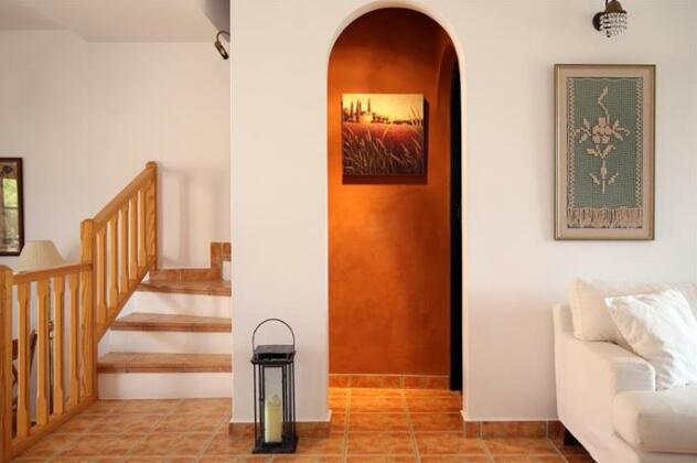 Perlegiannika Houses - Photo4
