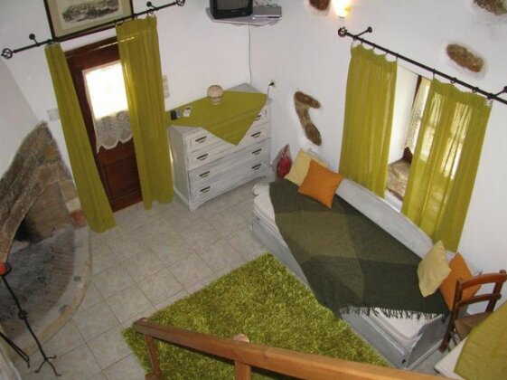 Porfyrousa Traditional Hotel - Photo5