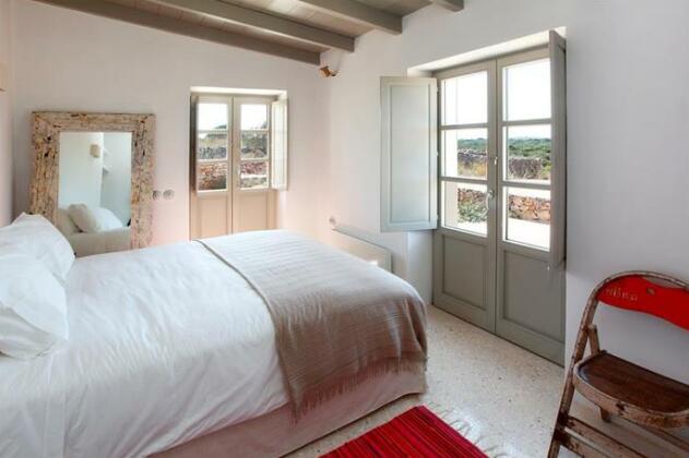 Trifilianika House - Photo3