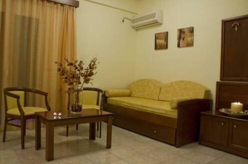 Venardos Hotel - Photo4