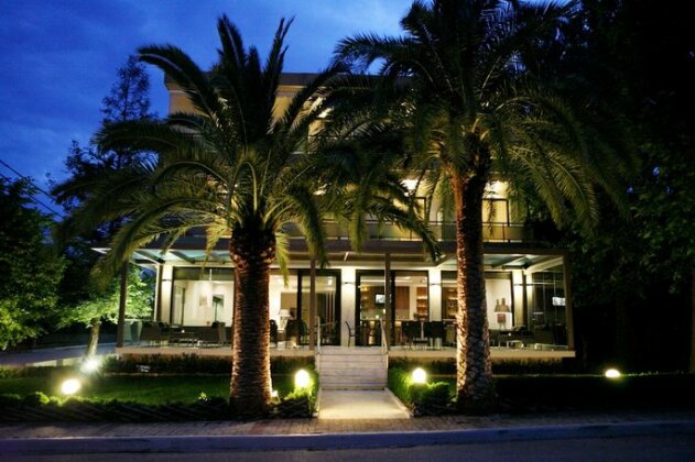 Alexakis Hotel - Photo2