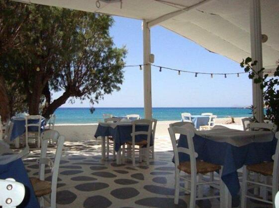 Avra Beach - Photo3