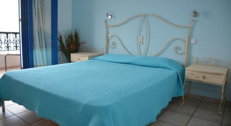 Blue Sea - Photo5