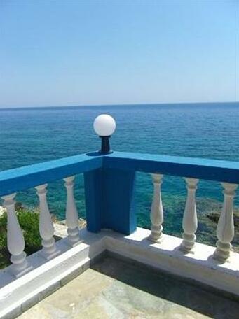 Cypriana Apartments - Photo2