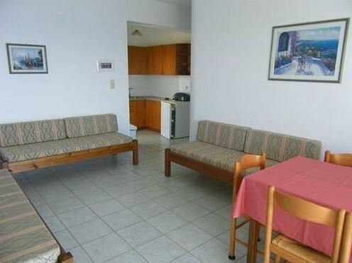 Cypriana Apartments - Photo3