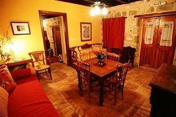 Dorovinis Country Houses - Photo3