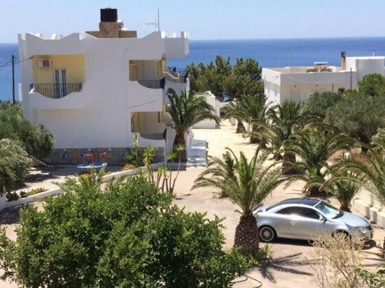Elena's beach garden - Photo3