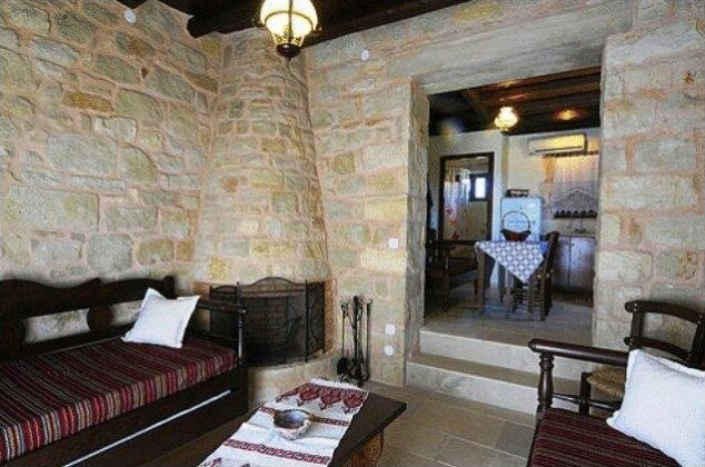 Esperides Stone Houses - Photo2