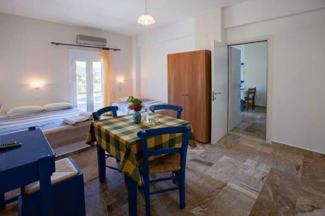 Helios Studios & Apartments - Photo3