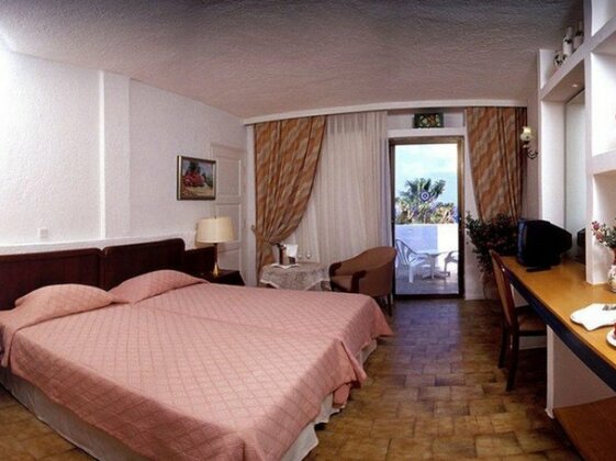 Istron Bay Hotel - Photo3