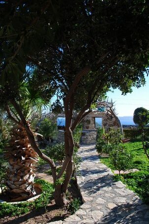 Liogerma Resorts - Photo3