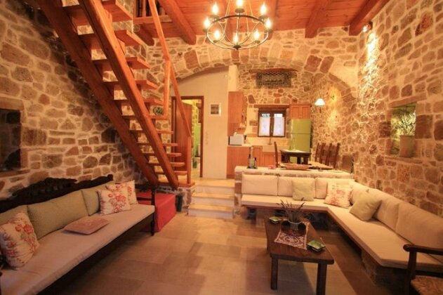 Lithos Traditional Guest Houses - Photo2