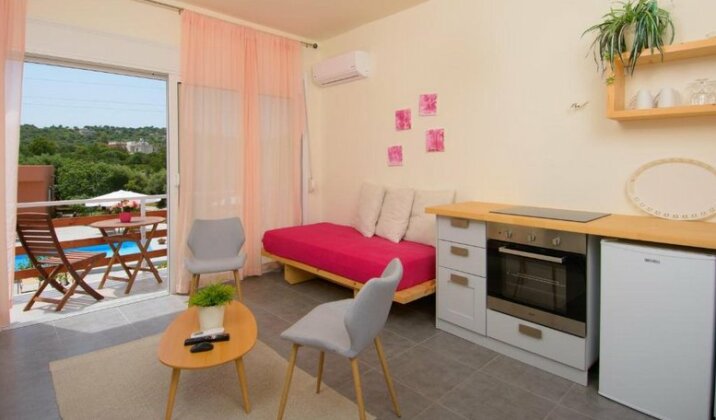 Little Eden Homes - Photo2