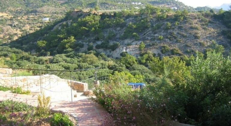 Lyronda Villa - Photo5