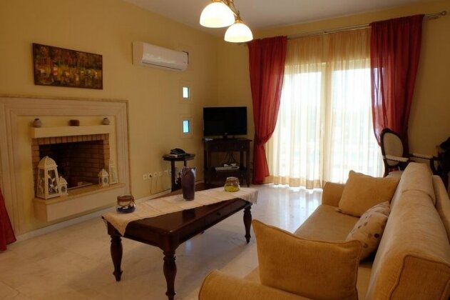 Nimfes Villas - Photo4