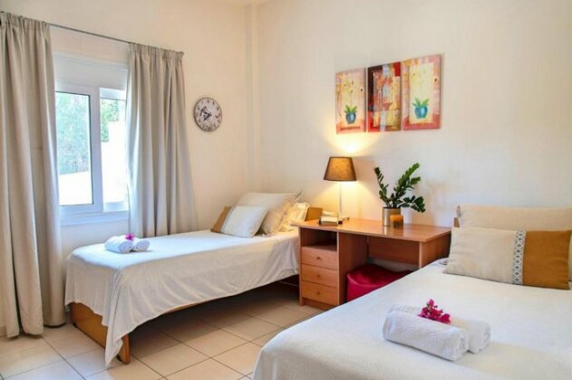 Olive Green Villa - Photo5