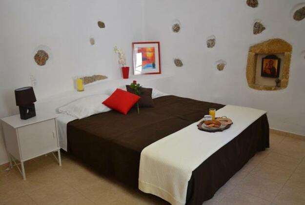 Pachias House - Photo3