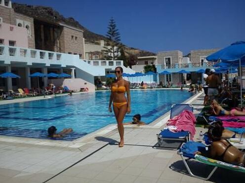 Revival Knossos - Photo2