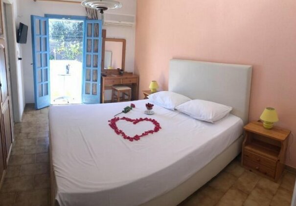 Stavros Apartments - Photo3