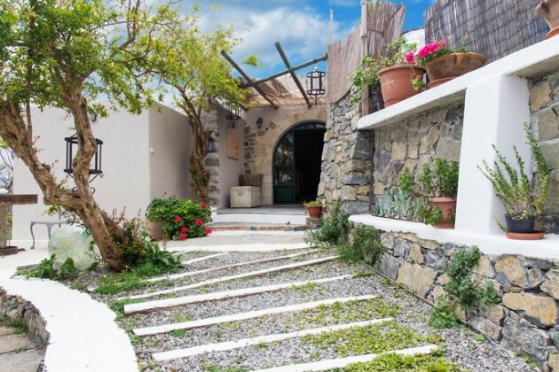 The Old Pomegranate House - Photo4