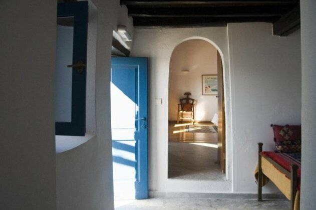 The White Houses - Photo2