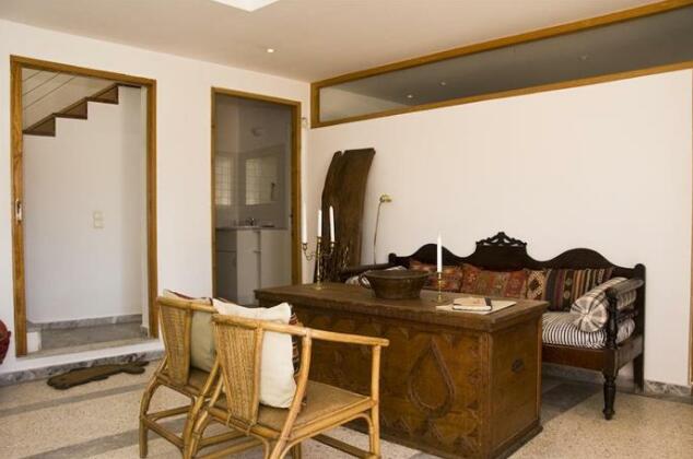 The White Houses - Photo4