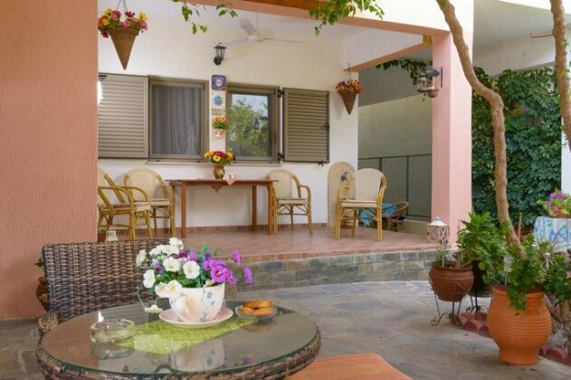 Villa Minoas Apartments - Photo2