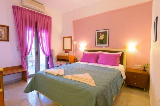 Villa Minoas Apartments - Photo5