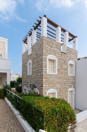 Villagio Bay