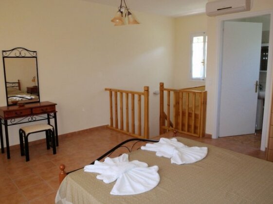 Afroksilia - Photo4