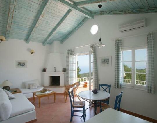 Agios Nikitas Villas - Photo3