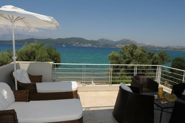 Agnadi Suites - Photo3