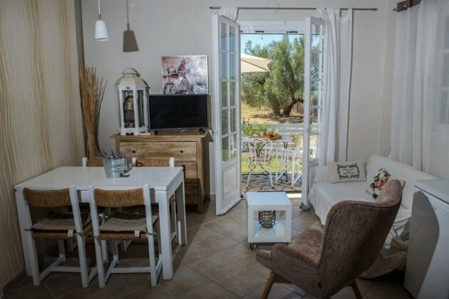 Ailanto - Photo3