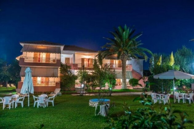 Alexaria Holidays Apartments - Photo4
